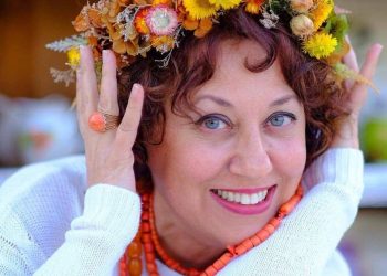 ბაია დვალიშვილმა სახე გადაიჭიმა – მსახიობის საოცარი გარდასახვა (ფოტო)