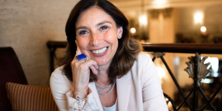 ექსკლუზივი: მიიღებს თუ არა “ნაციონალური მოძრაობის” სახელით არჩევნებში მონაწილეობას ნინო სუხიშვილი