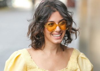 ქეთი მელუა ქართველი დიზაინერის ერთგული რჩება – ფოტოკოლაჟი