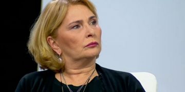 ნანა ლორთქიფანიძის 3 ქმარი – რომელ ცნობილ პოლიტიკოსს დაშორდა ღალატის გამო მსახიობი