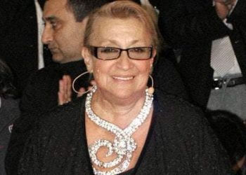 სოფიკოს სახელზე ბროწეულის ხე დავრგე და ვურთიერთობ” – ნიკუშა შენგელაია დედის მონატრებაზე