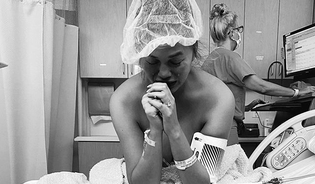 “საავადმყოფოდან სახლში ბავშვის გარეშე მივდივარ” – ცნობილმა ვარსკვლავმა შვილი დაკარგა