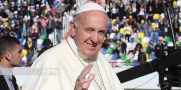 “ჰომოსექსუალებს აქვთ უფლება გახდნენ ოჯახის წევრები”