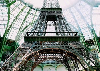 პარიზის მოდის კვირეულის 10 ყველაზე უცნაური და საინტერესო ფაქტი, რომელსაც ვერც კი წარმოიდგენდით