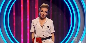 “როგორ შეიძლება ჩემნაირი ადამიანი საერთოდ ცოცხლობდეს, სუნთქავდეს, იღიმოდეს და ბედნიერი იყოს?!”