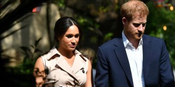 “დადუმდით!” – სამეფო სკანდალს დასასრული არ უჩანს