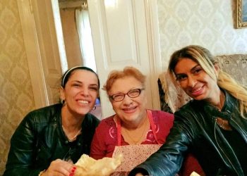 ხატია სიჭინავა იუბილარ დედამთილს ოჯახის დედაბოძს უწოდებს