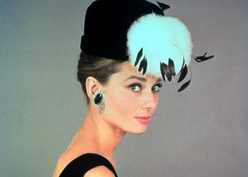 ნახეთ ოდრი ჰეპბერნის შესახებ გადაღებული ახალი ფილმის პირველი ტრეილერი