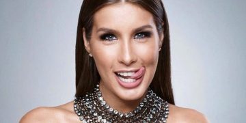 7 თვის ორსული ქეთა თოფურიას პირველი ფოტო დუბაის სანაპიროდან