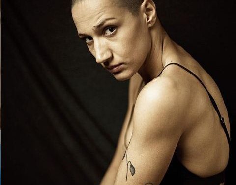 “ვინ გაკვეთილი იყო, ვინ მწარე გამოცდილება” – ნინუცა მაყაშვილი უსიმპატიურეს შეყვარებულს დაშორდა