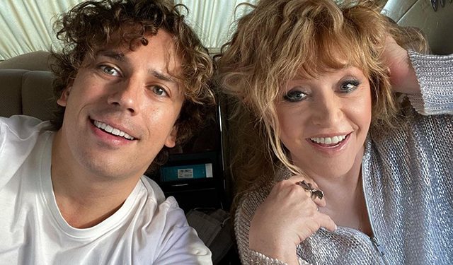 ალა პუგაჩოვა და მაქსიმ გალკინი გაცნობიდან 19 წლისთავს აღნიშნავენ