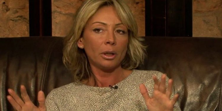 “მე რომ გავიქცე, უფრო პანიკას შევქმნი” – ცისანა სეფიაშვილი აქციაზე