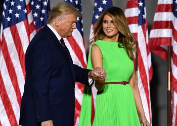 რა თანხას მიიღებს მელანია ტრამპი ქმართან დაშორების შემდეგ