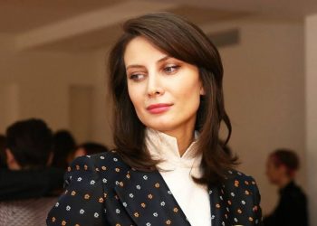 თაკო ჩხეიძეს მშობლებმა სიურპრიზი გაუკეთეს და აწყობილი ბიზნესი აჩუქეს