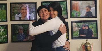 აფხაზ ალისას ლეიკემიაზე, მოსკოვში, არასწორად მკურნალობდნენ – “ჩვენ განკურნებული გავუშვით”