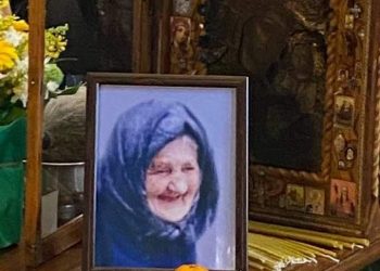 “დღეს კაწკას მამა ვიტალის გვერდით დაკრძალავენ. არავინ იცოდა მისი სახელი და გვარი” – რუსული ტაძრის ბინადარს ხათუნა ხოფერია იხსენებს