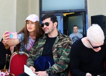 “მომღერლები ცუდ მდგომარეობაში არიან, ისინი საახალწლო კონცერტებზე იმღერებენ”