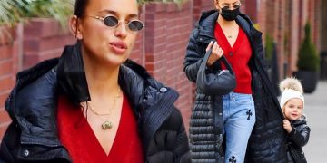 ირინა შეიკი და ლეა ნიუ-იორკის ქუჩებში „ბარბერის“ პალტოებით გამოჩნდნენ