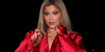 “მონსტრი ხარ!” – კაილი ჯენერს შოპინგი კოშმარად ექცა (ვიდეო)