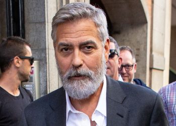 ჯორჯ კლუნი საავადმყოფოში გადაიყვანეს