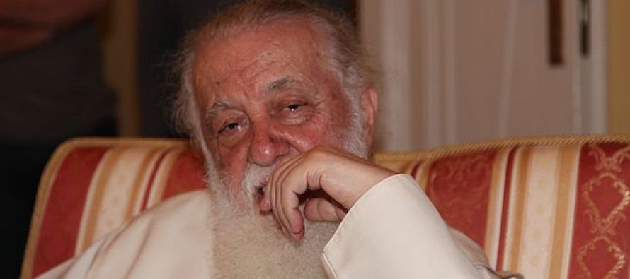 “დიდად საუბრის განწყობაზე არ არის… წუხს…” – კარანტინში მყოფ პატრიარქს გულიკო ჩაფიძე ნახულობს