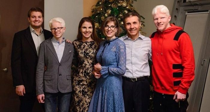 “სალი კლდესავით მედგა გვერდში” – რას წერს ბიძინა ივანიშვილი ოჯახზე და ვის უხდის მადლობას?
