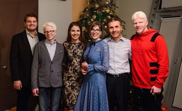 “სალი კლდესავით მედგა გვერდში” – რას წერს ბიძინა ივანიშვილი ოჯახზე და ვის უხდის მადლობას?