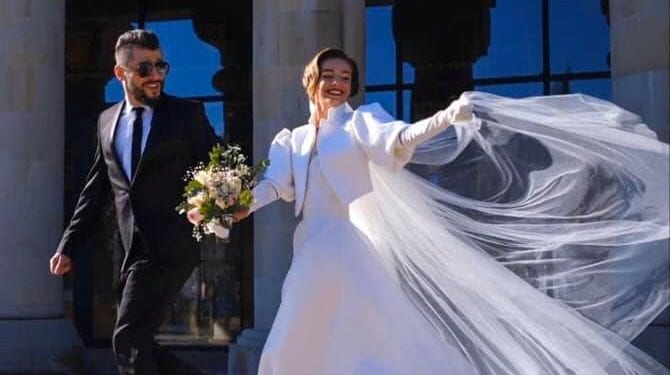 რომელმა ცნობილმა ქალმა დაიჭირა საქორწინო თაიგული გიორგის და მარიტას ქორწილში?