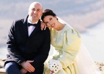 ვინ არის წყვილი, რომლის ჯვრისწერის და პატარძლის კაბის ფოტოებმა სოციალური ქსელი მოიცვა