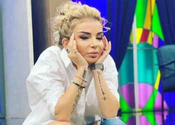 “ასე ვიყავით ცხრა წელი, სამნი ერთ რომანში. ვის გადაეკიდაო, მჭორავდნენ” – მაია ასათიანი