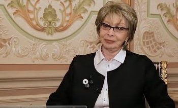 “ლიფტში გაიჭედა და პანიკა ატეხა. რას მოდიოდი ამ კორონის დროს-მეთქი, ვუთხარი” – ვინ ესტუმრა ნანა ფაჩუაშვილს დაბადების დღეზე გაუფრთხილებლად