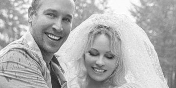 პამელა ანდერსონი პირად მცველზე გათხოვდა