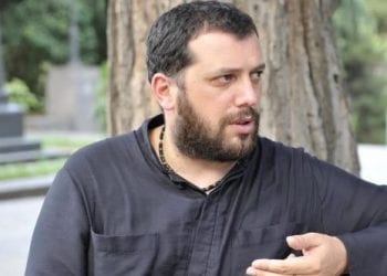 “ამაღამ თბილისიდან ვიპარები” – სად მიიპარება იუბილარი პეტრე კოლხი