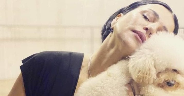 ნაფტალინფართი, სუფთა ჰაერი, მუსიკა და შუაცეცხლი – თეა დარჩიას დაბადების დღე პანდემიის დროს