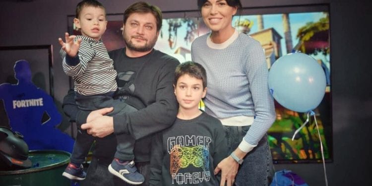 “ჩემი საბა 9 წლის…” – ირინა ონაშვილი და ლადო ვარძელაშვილი უფროსი ვაჟის დაბადების დღეს აღნიშნავენ