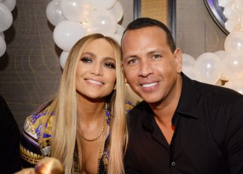 ჯენიფერ ლოპესი და ალექს როდრიგეზი ერთმანეთს დაშორდნენ