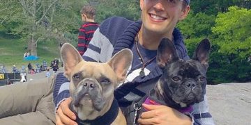 ლედი გაგას ძაღლების გამსეირნებელი კლინიკიდან გაწერეს – მას ფილტვის ნაწილი მოკვეთეს