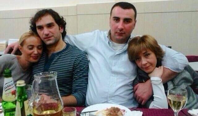 “მოძალადეა? პასუხი აგოს! ცილისწამებაა? გაირკვეს. და დავასრულოთ ეს საშინელება”