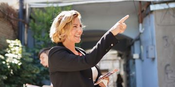 როგორი ურთიერთობა აქვს დედამთილთან ანა დოლიძეს და როგორია პოლიტიკოსი დედის ამპლუაში