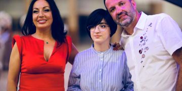 ლელა წურწუმიას რუსეთში ელოდებიან – რა გადაწყვეტა მომღერლის პროდუსერმა