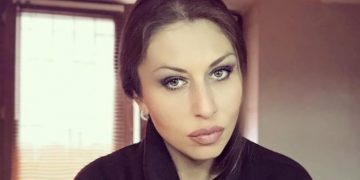 „არავის მოგიწოდებთ, მაგრამ ნამდვილად გირჩევთ“ – მაია კაჭკაჭიშვილის 17 წლის ვაჟებმა ვაქცინა გაიკეთეს