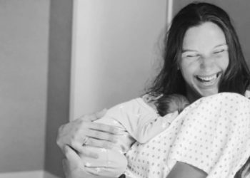 რა ფოტოებს აქვეყნებს პაატა იმნაძის შვილი მშობიარობის შემდეგ