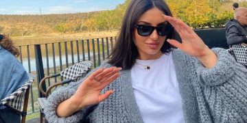 „შორენა მეგონე“ – ევა ბარბაქაძემ იმიჯი შეიცვალა და დედას საოცრად დაემსგავსა