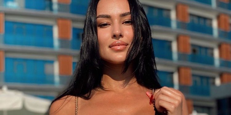 „დაუჯერებელია, რომ ასეთი ზღაპრული სილამაზე არსებობს“ – ბათუმელი მოდელი ლორენა ზოიძე ახალ ფოტოებს აქვეყნებს