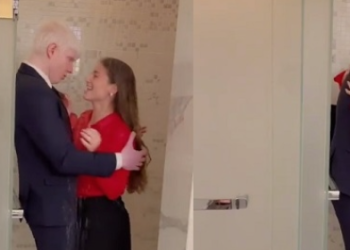 „ცივი შხაპის ქვეშ ჩაცმულები ერთმანეთს ეხუტებიან“ – ბერა და ნანუკა ვიდეოს აქვეყნებენ