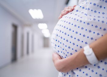 ექიმმა მითხრა, რომ ჩემის შვილის გულისცემა შეწყვეტილი იყო… – ცნობილი მომღერლის ემოციური პოსტი