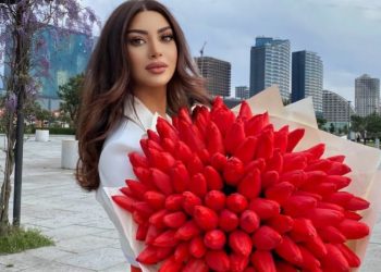 ბათუმელი მოდელის საჩუქრები გამომწერებს – ნახეთ რა მიმართვა გაავრცელა